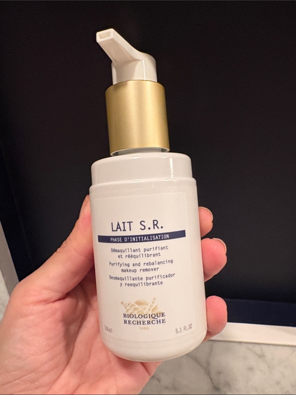 Lait S.R. Purifying & Rebalancing Makeup Remover – White